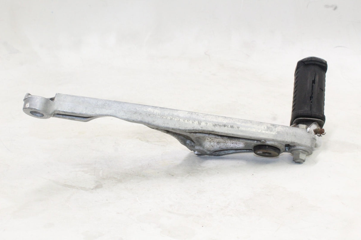82-83 Yamaha Xj650 Rear Left Side Passenger Foot Peg OEM