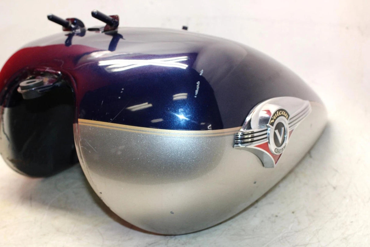 2004 KAWASAKI VULCAN 1500 VN1500L NOMAD FI GAS TANK FUEL PETROL RESERVOIR