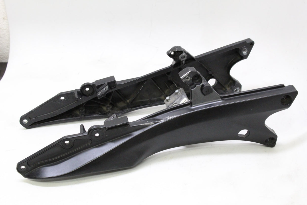 07-08 Suzuki Gsxr1000 GSXR 1000 OEM REAR SUBFRAME RAILS STRAIGHT Sub Frame