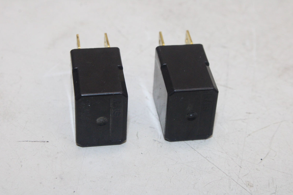 18-23 DUCATI SCRAMBLER 1100 SPORT OEM RELAY PAIR ASSEMBLY FUSE BOX