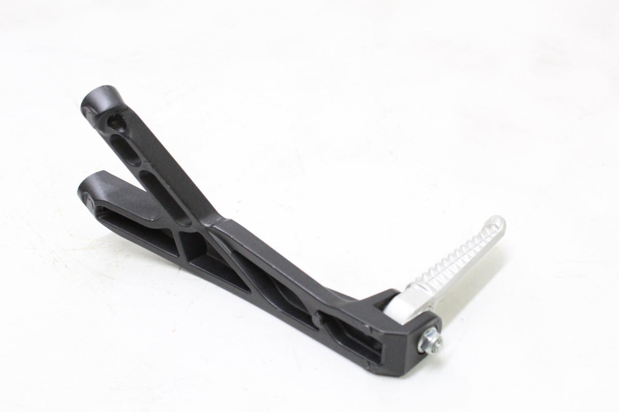 2015 - 2020 YAMAHA YZF R1 OEM REAR RIGHT PASSENGER FOOT PEG