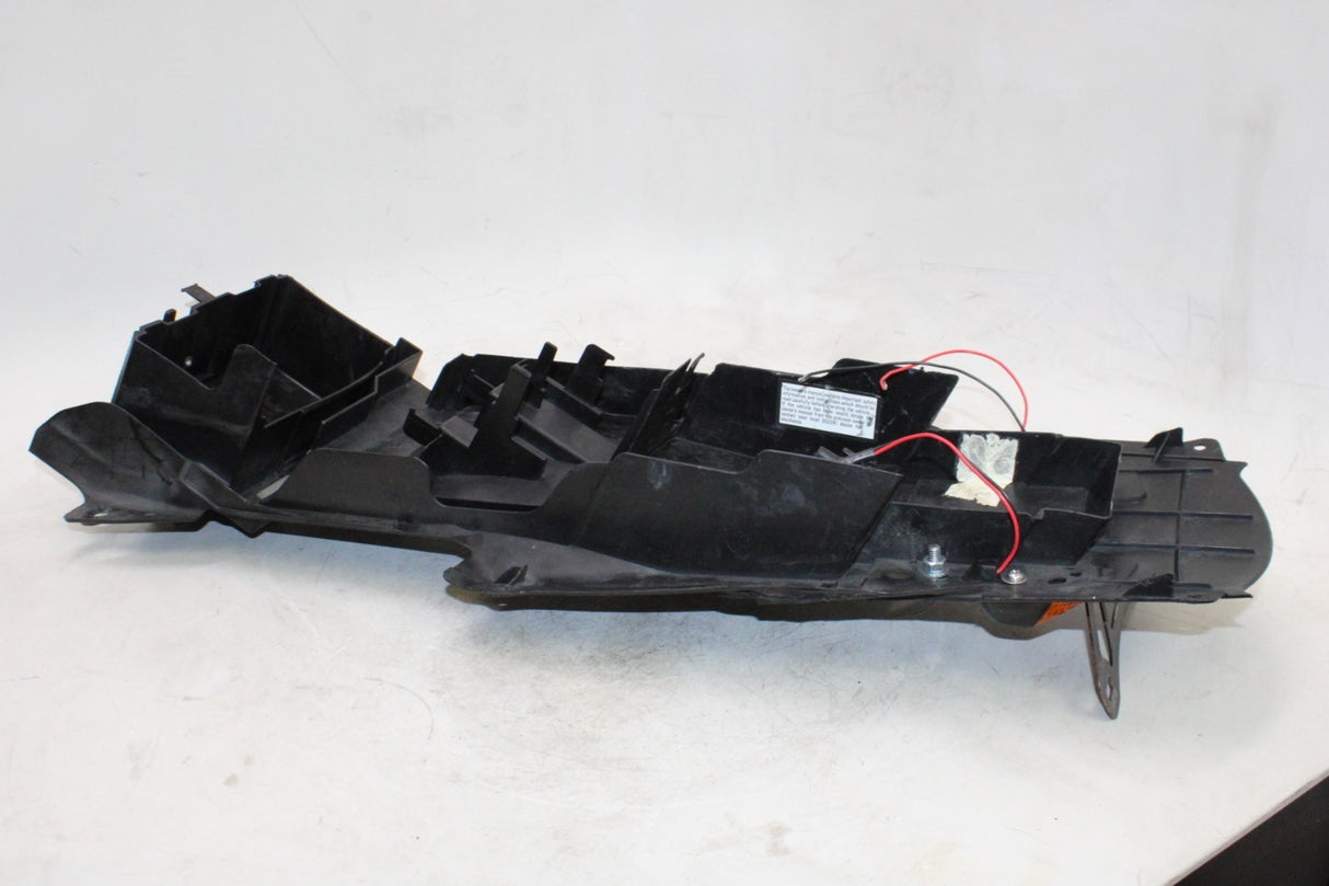 04-09 SUZUKI GSXR 600 OEM REAR BACK TAIL UNDERTAIL BATTERY TRAY PLASTIC