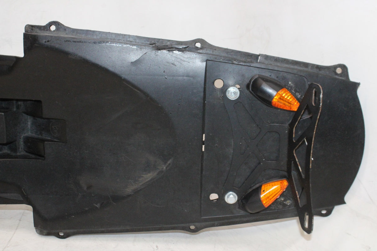 04-09 SUZUKI GSXR 600 OEM REAR BACK TAIL UNDERTAIL BATTERY TRAY PLASTIC