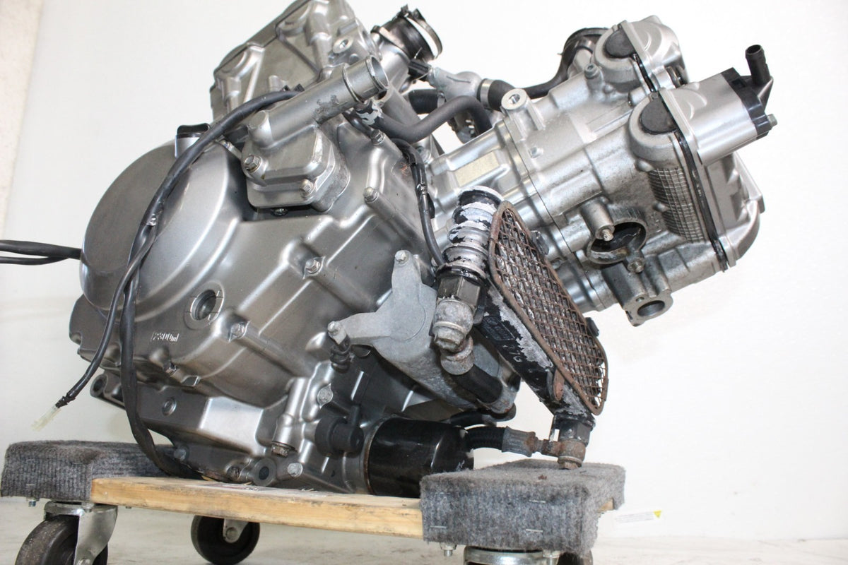 2003 - 2008 2006 Suzuki SV650 Engine Motor