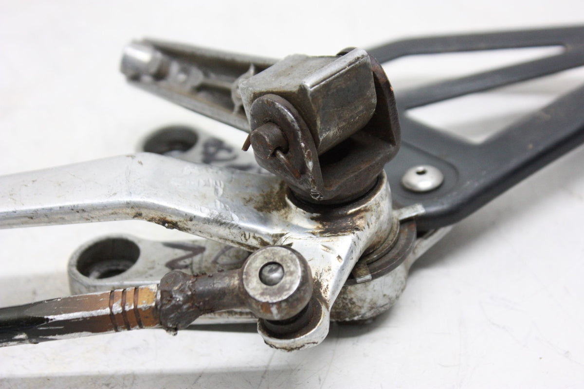2002 SUZUKI GSXR600 750 LEFT REARSET REAR SET FOOT PEG W SHIFTER