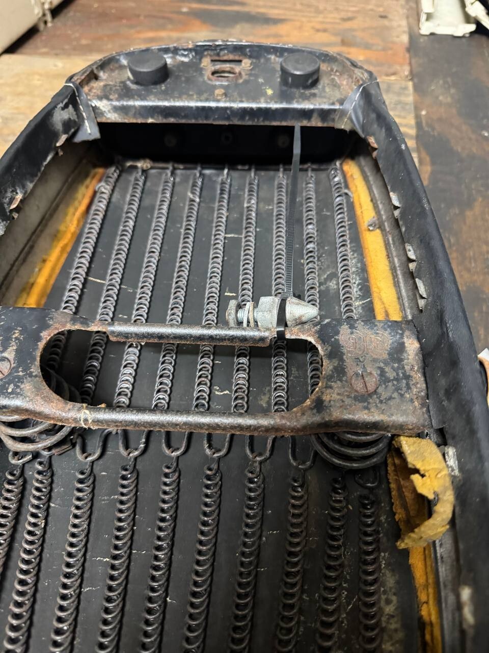 1980 Piaggio Vespa 250 Front Drivers Seat Pad Saddle Pillion OEM