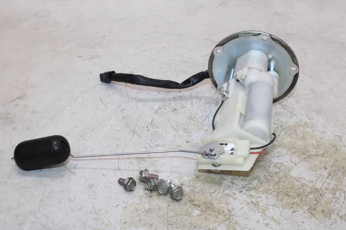 18-23 KAWASAKI NINJA 400 OEM FUEL PUMP GAS PETROL SENDER UNIT