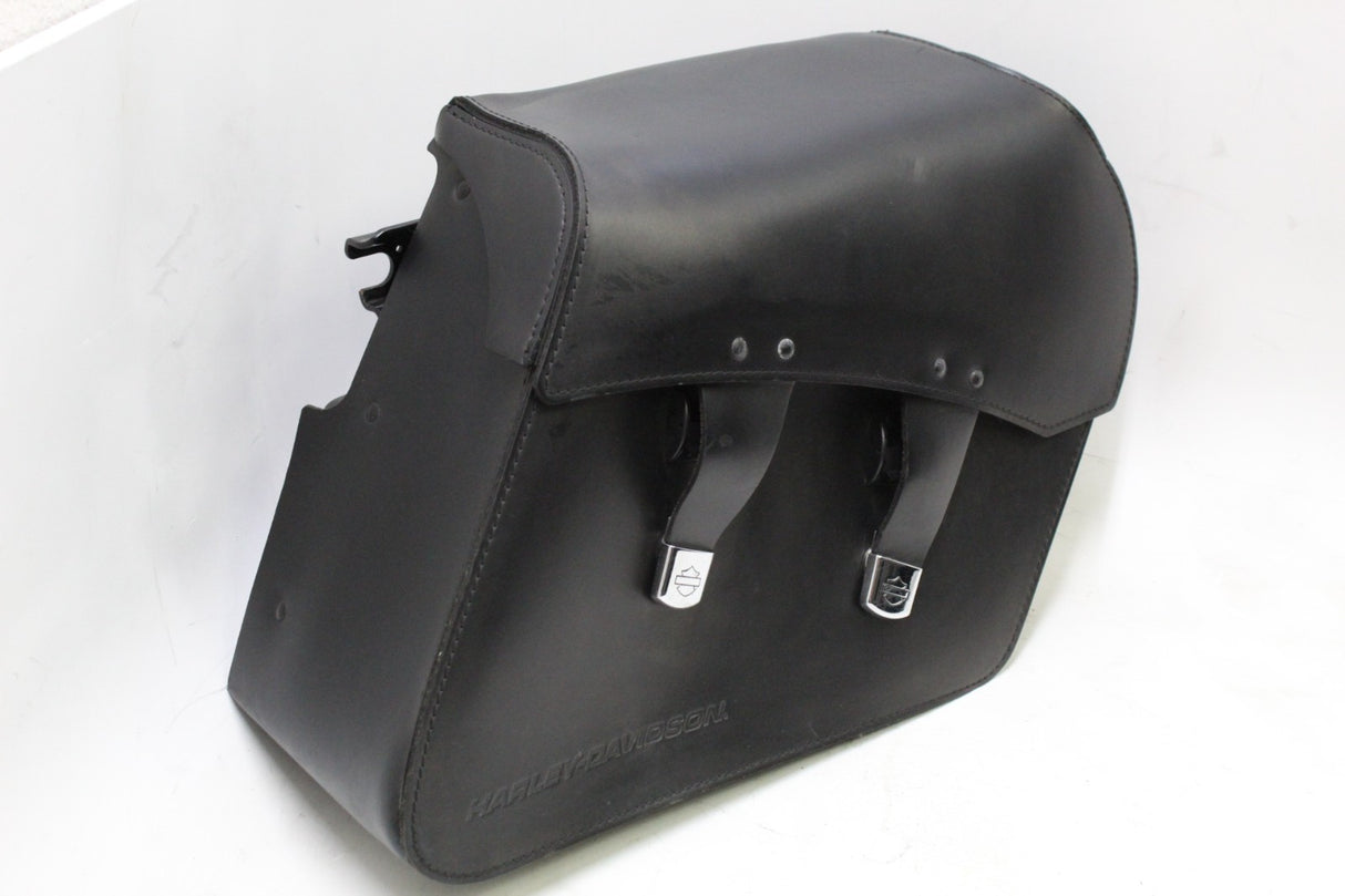 13-17 Harley Davidson Softail Breakout Genuine Right Side Detachable Saddlebag