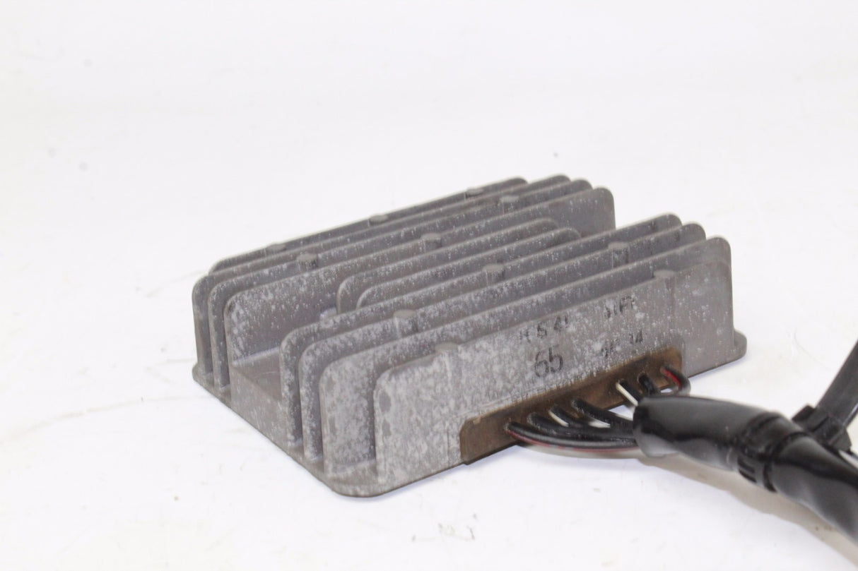 2005-2009 Suzuki Boulevard VZ800 M50 Voltage Rectifier Regulator OEM