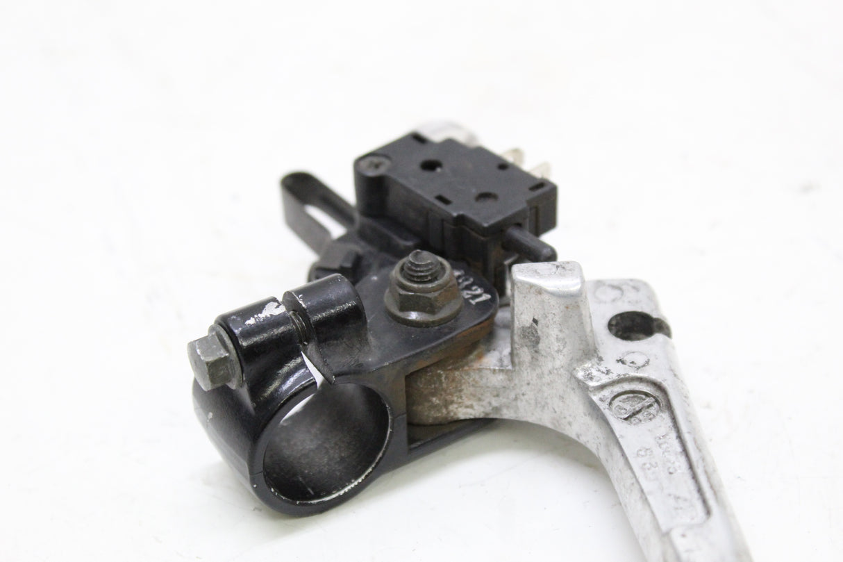 2007 Yamaha YZF R6S OEM CLUTCH PERCH MOUNT WITH LEVER