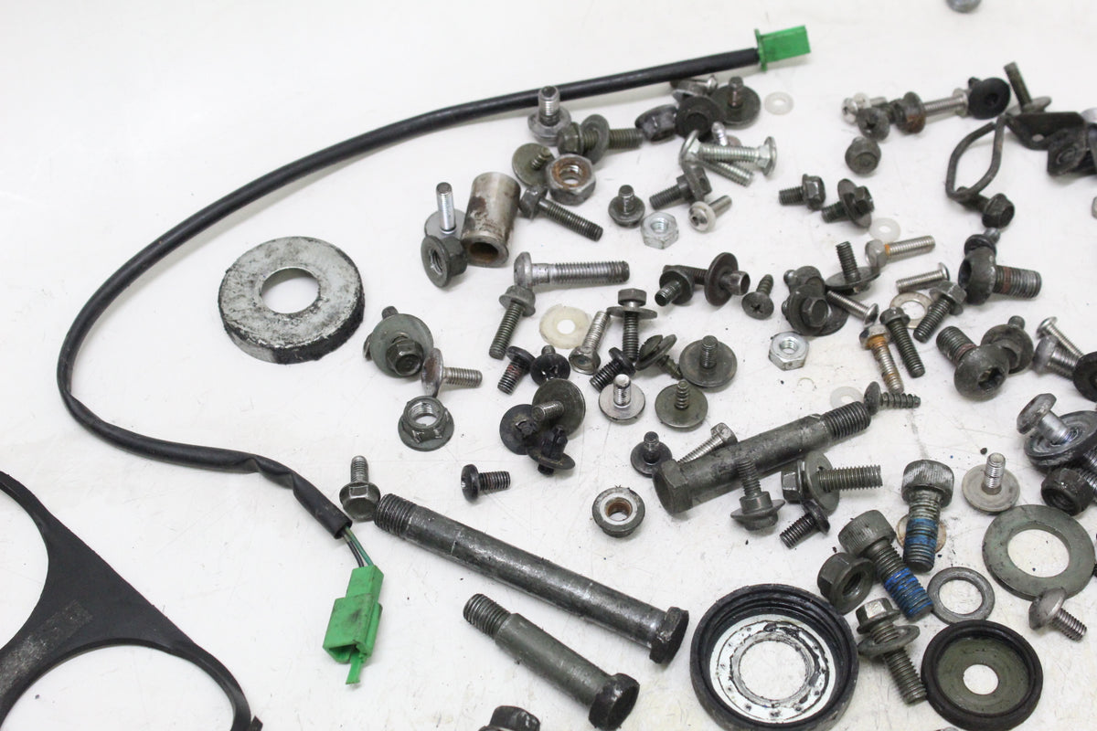 2003 YAMAHA FZ1 FZS1000 FAZER MISC HARDWARE BOLTS NUTS PARTS LOT SET