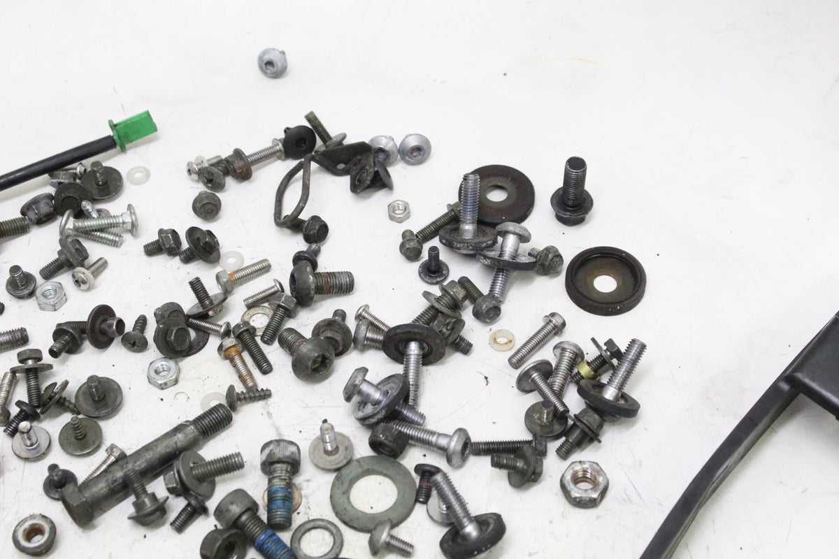 2003 YAMAHA FZ1 FZS1000 FAZER MISC HARDWARE BOLTS NUTS PARTS LOT SET