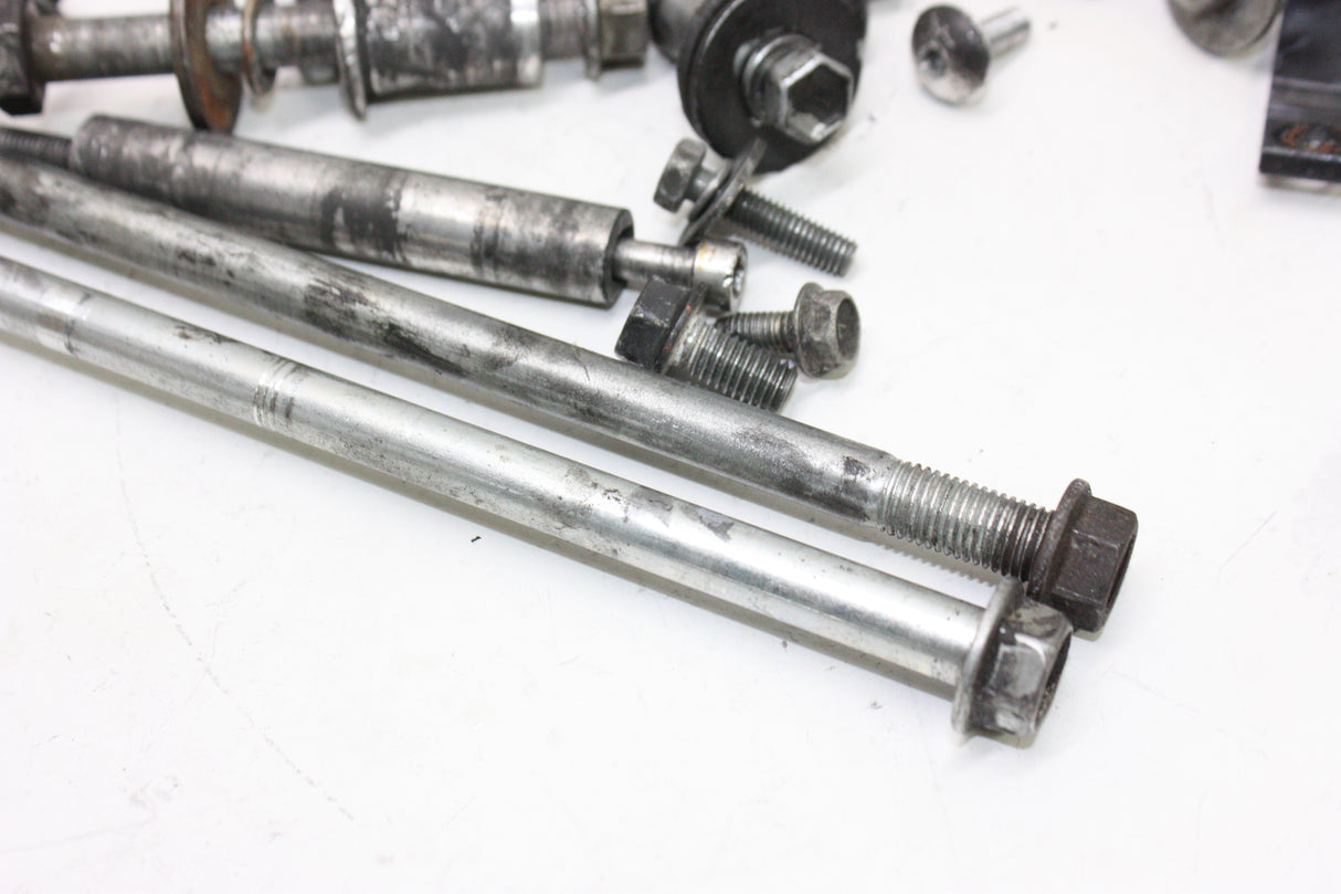 2005 Suzuki GSXR600 OEM ENGINE MOUNTING BOLTS HARDWARE MOTOR SCREWS