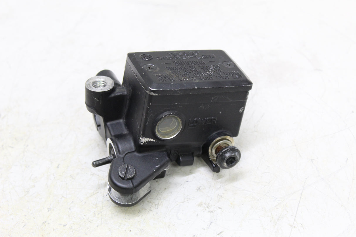 2017 Yamaha FZ10 OEM FRONT BRAKE MASTER CYLINDER