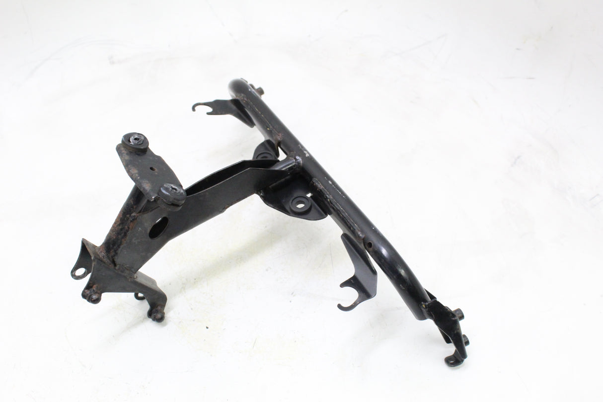 2005 YAMAHA FZ6 OEM UPPER FAIRING STAY BRACKET HEADLIGHT GAUGE BENT