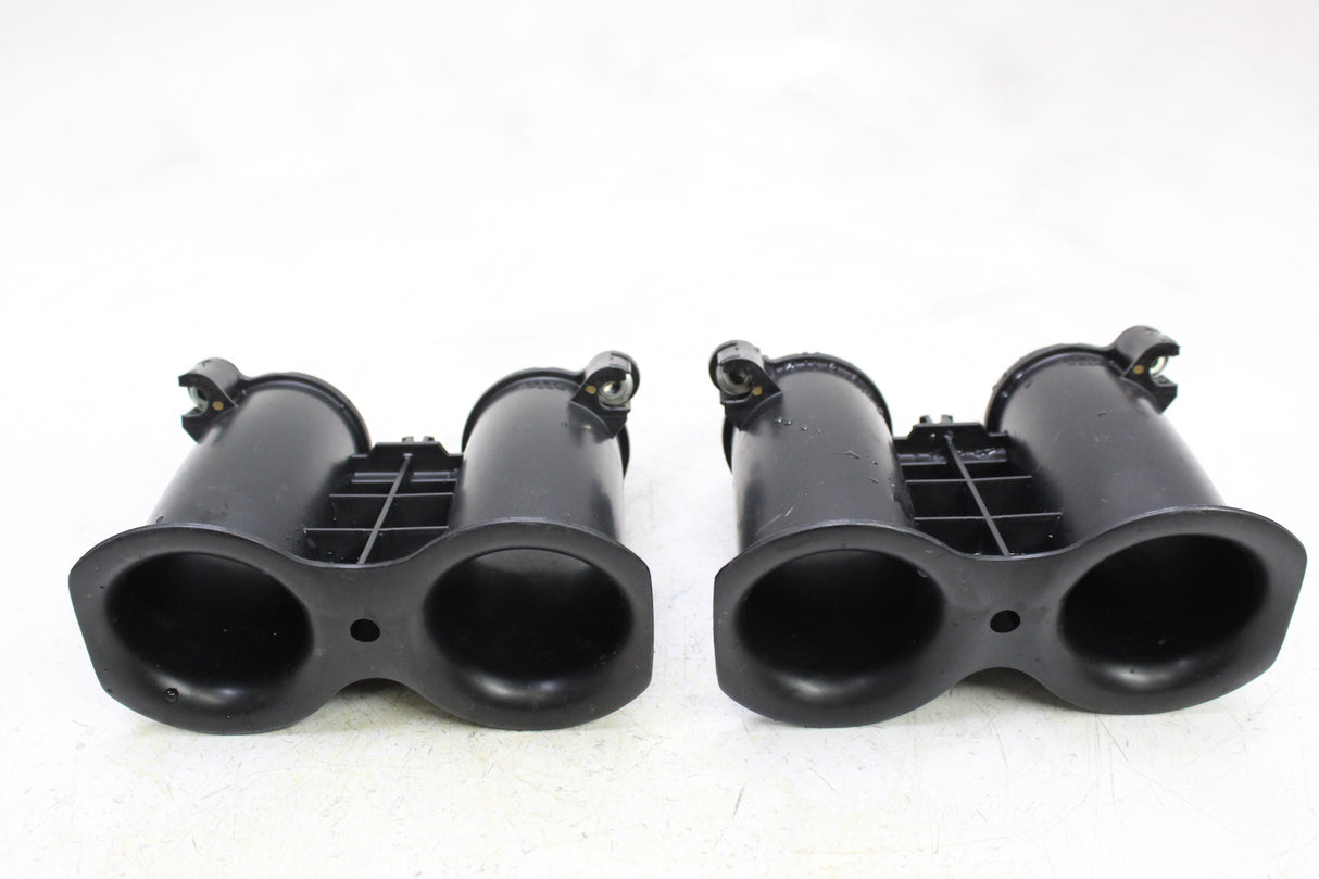 2017 Yamaha FZ10 OEM AIRBOX INTAKE VELOCITY STACKS