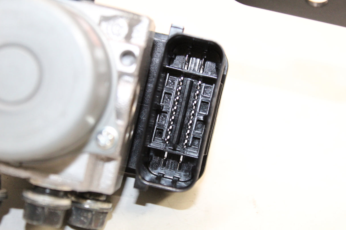 2021 Kawasaki Ninja 400 EX400 OEM ABS PUMP UNIT MODULE