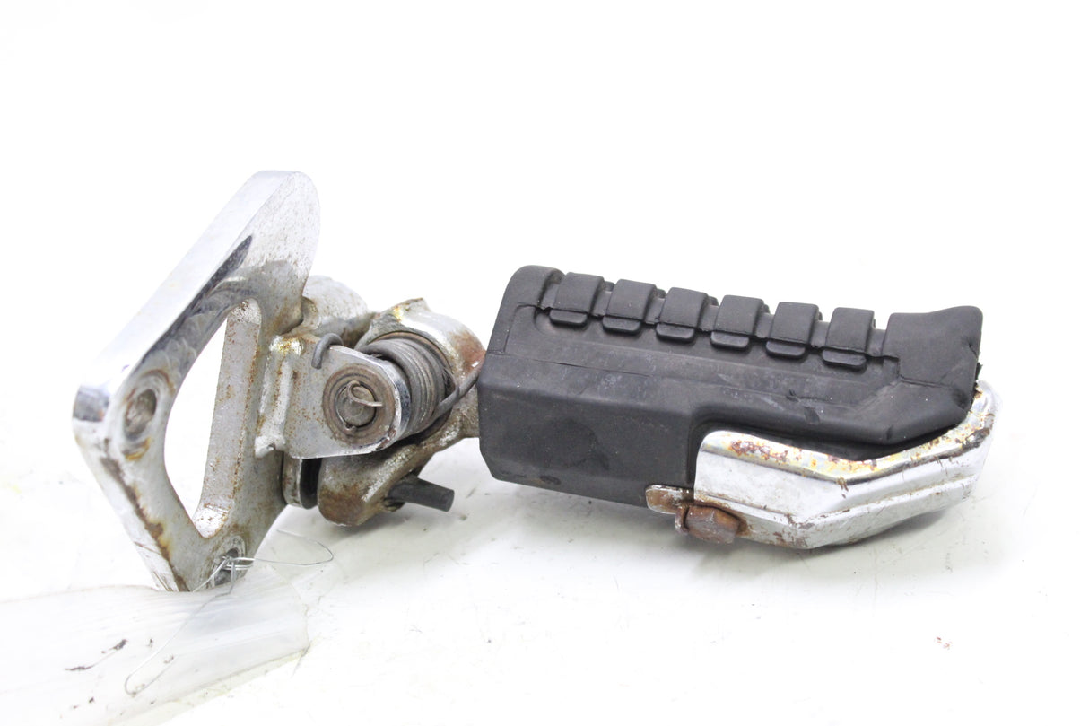 2003 HONDA REBEL 250 CMX250C OEM RIGHT FRONT REARSET FOOTPEG FOOTREST BRACKET