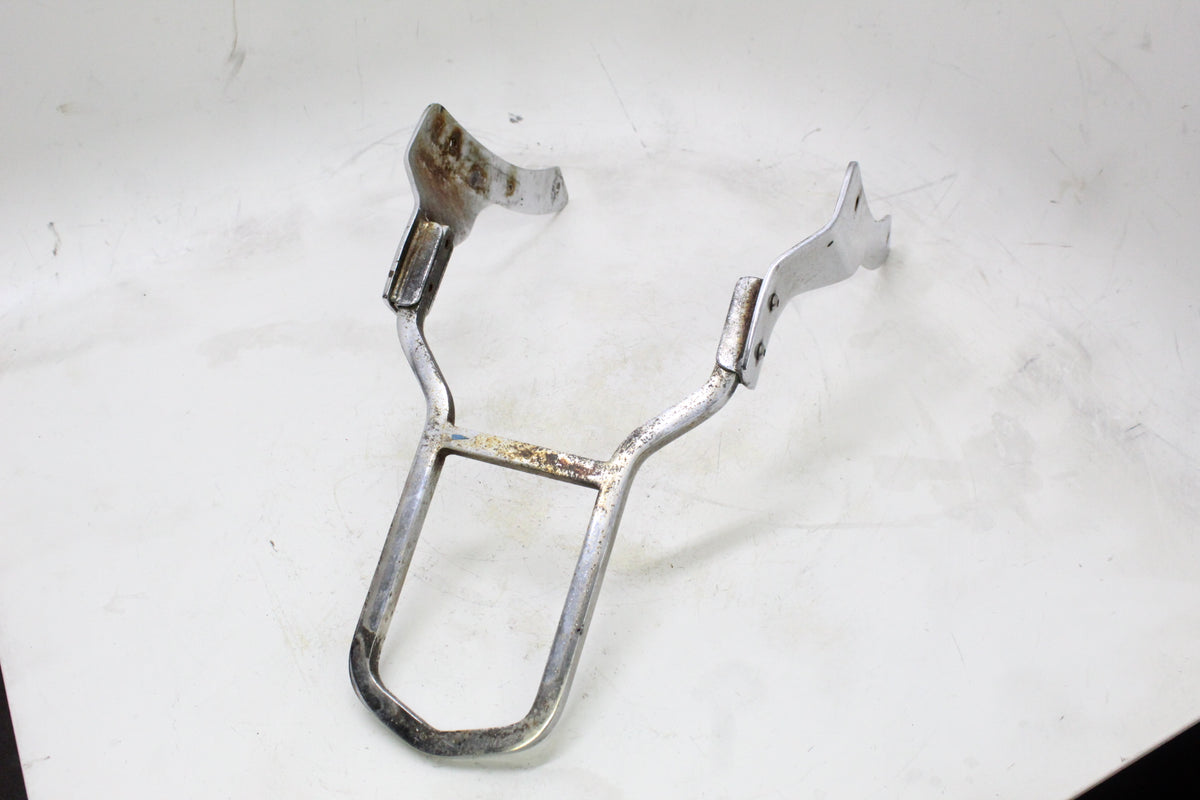 2007 YAMAHA XVS650 V STAR 650 OEM REAR PASSENGER SISSY BAR FRAME NO PAD