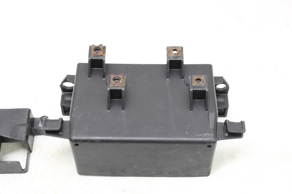 2005 YAMAHA FZ6 FAZER OEM BATTERY BOX HOLDER TRAY