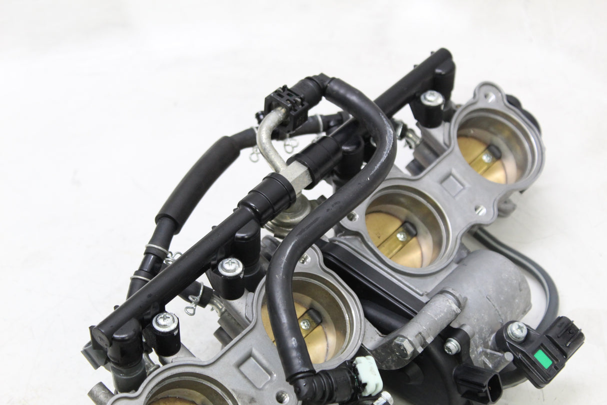 2017 Yamaha FZ10 OEM MAIN FUEL INJECTORS / THROTTLE BODIES