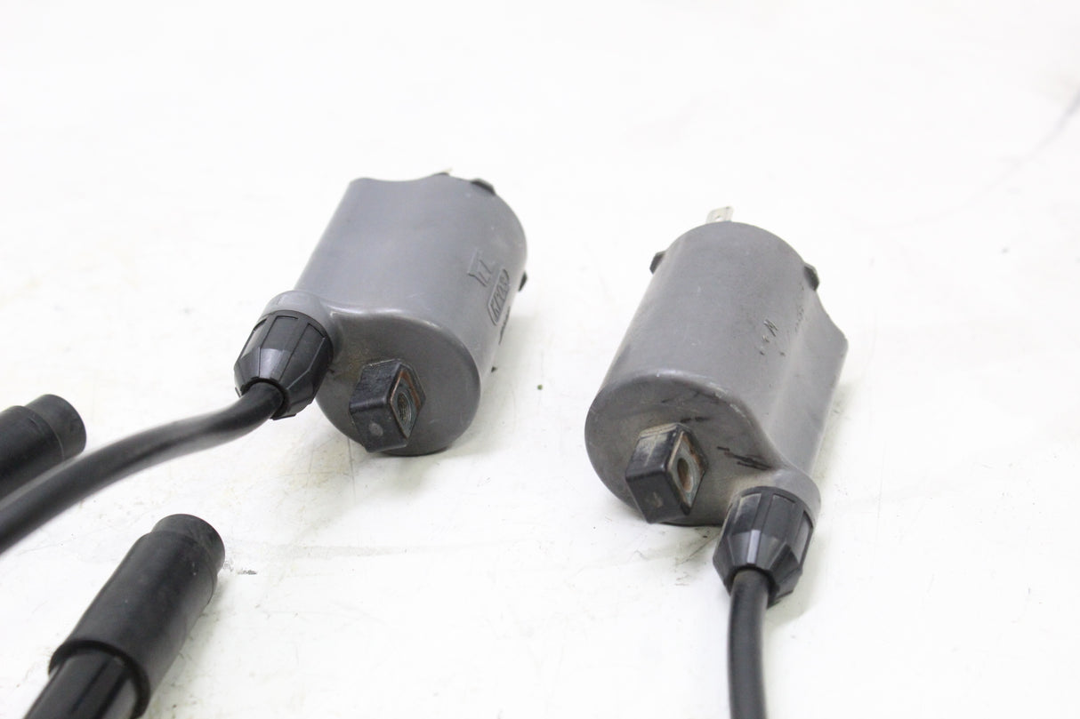 2005 KAWASAKI NINJA 250R EX250 OEM IGNITION COILS COIL SPARK PLUG CAPS