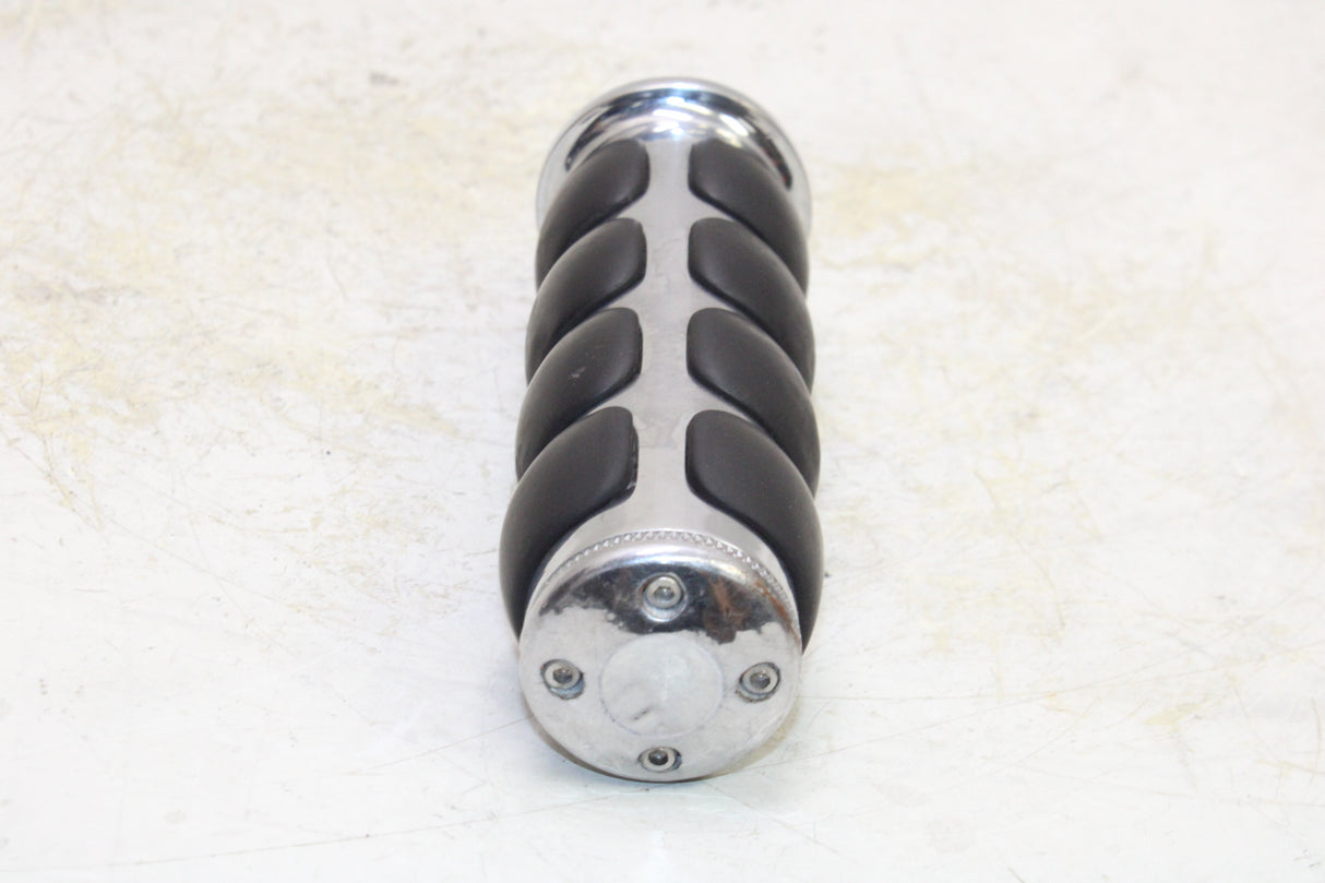 2007 Yamaha V Star 650 OEM LEFT HANDLE