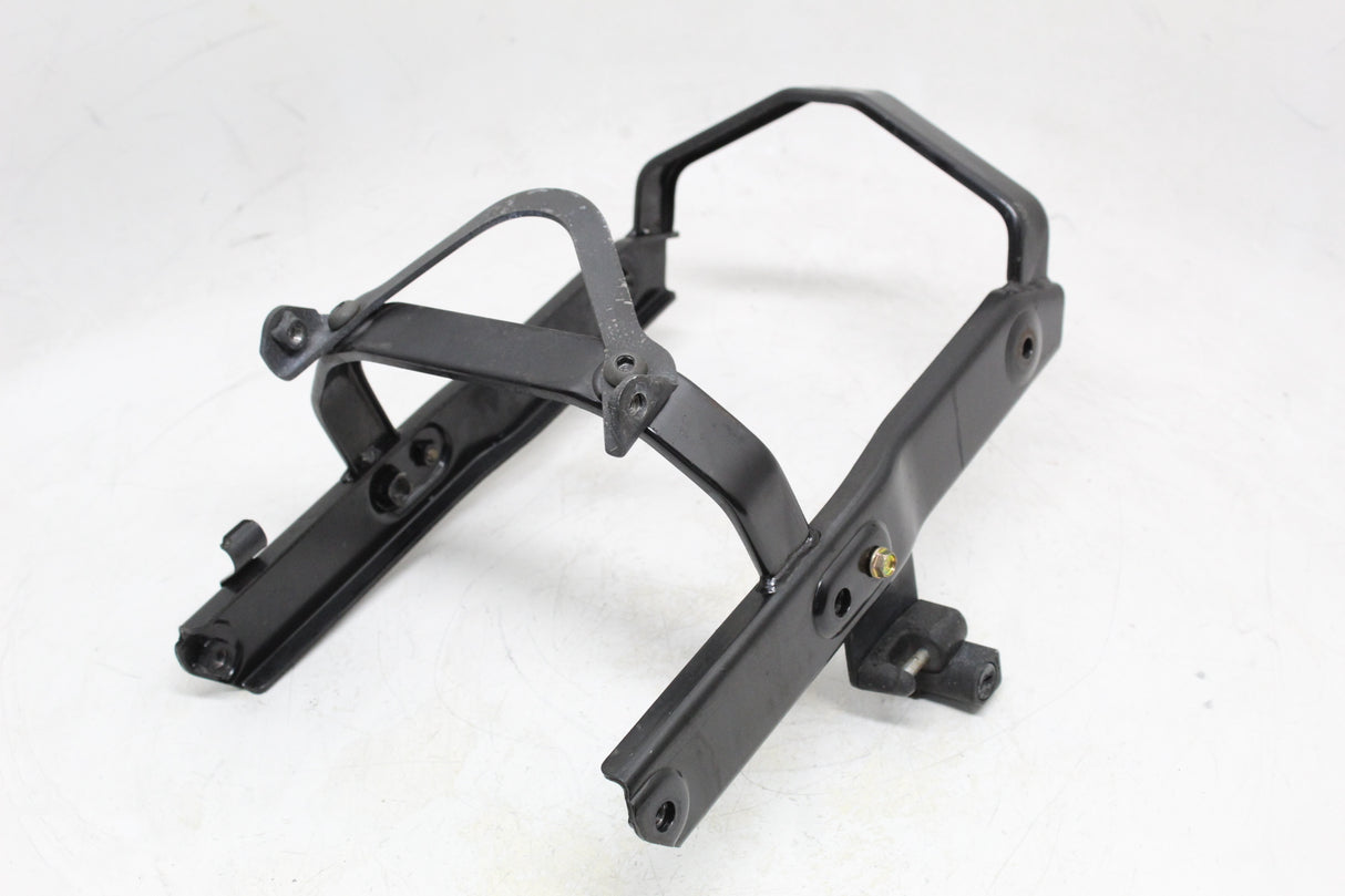 2005 Honda VTX1300S VTX1300 OEM REAR BACK FENDER MOUNT BRACKET