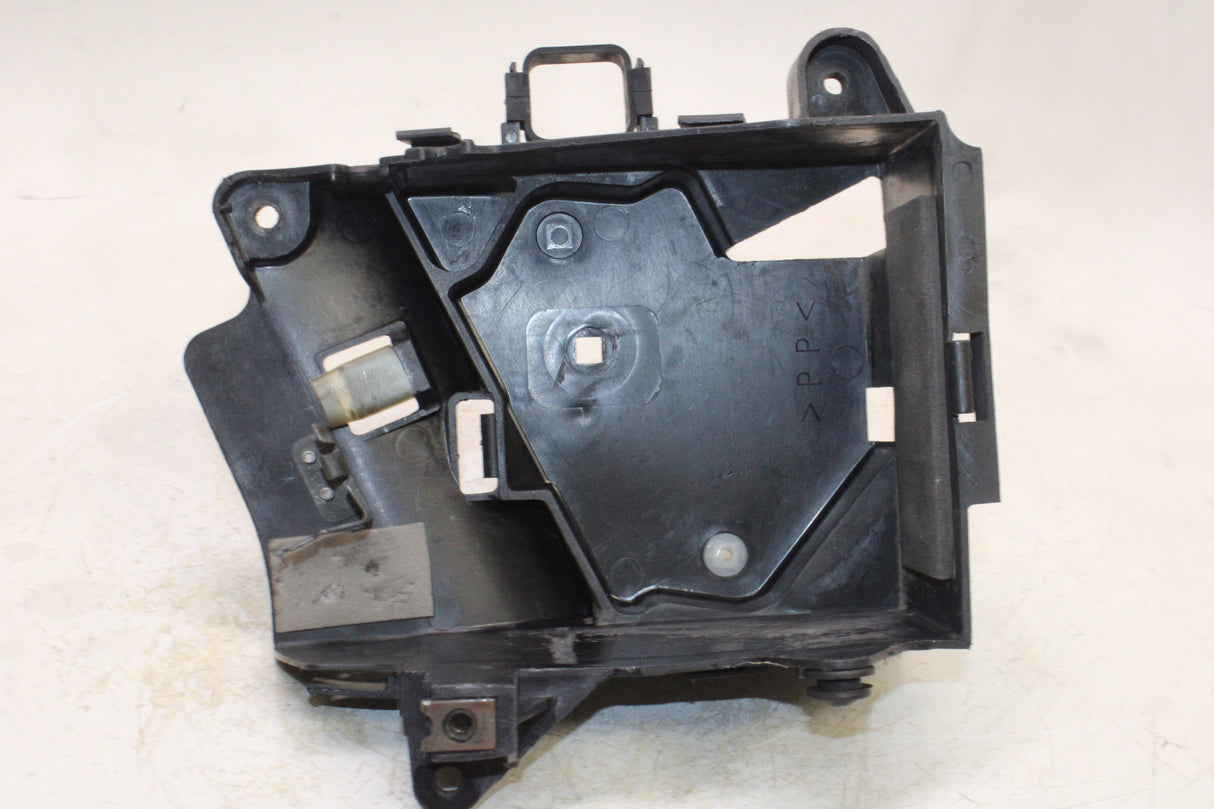 2007 Yamaha V Star 650 OEM REAR BACK TAIL UNDERTAIL BATTERY TRAY PLASTIC