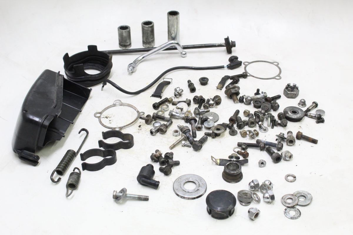 2005 KAWASAKI VULCAN 1500 VN1500 Bolts Nuts Washers Hardware Assortment Lot
