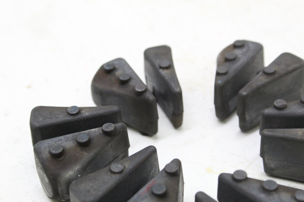 2005 Yamaha YZF R6 OEM REAR WHEEL CUSH DRIVE RUBBER DAMPER SET