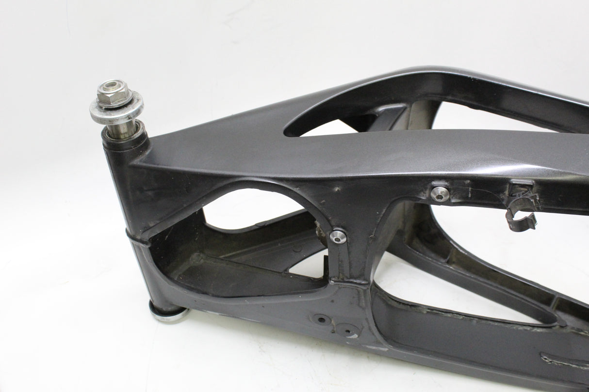 2004 Yamaha YZF R1 04-06 OEM REAR SWINGARM BACK SUSPENSION SWING ARM