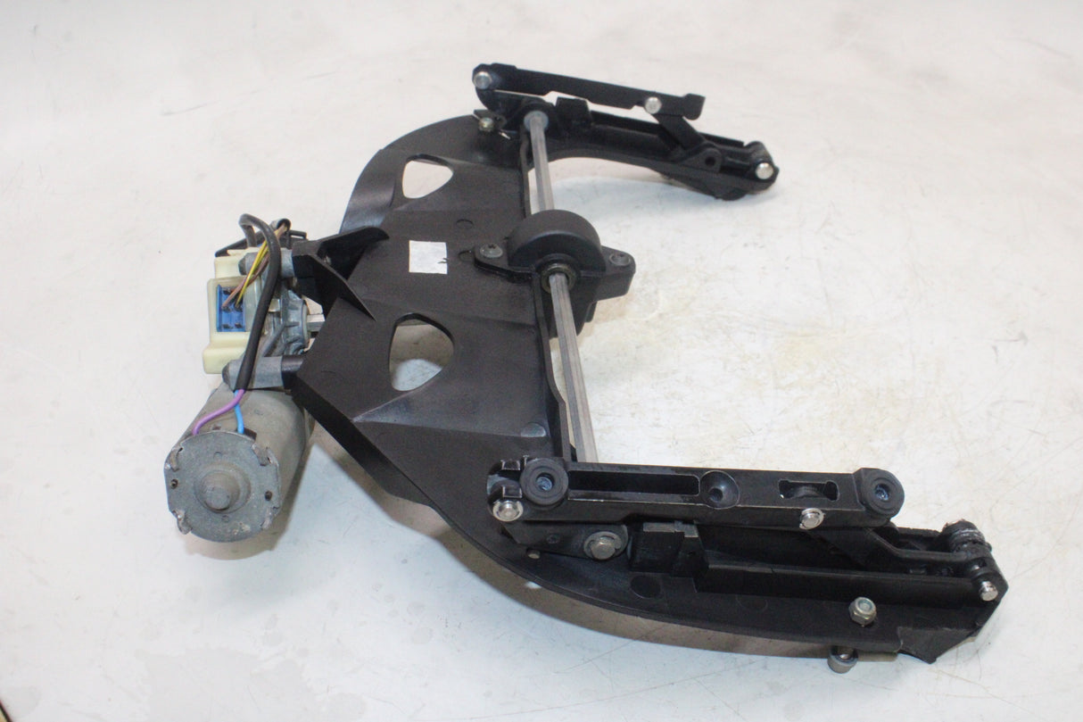 2001 BMW R1100RT OEM WINDSHIELD MOTOR MOUNT BRACKET