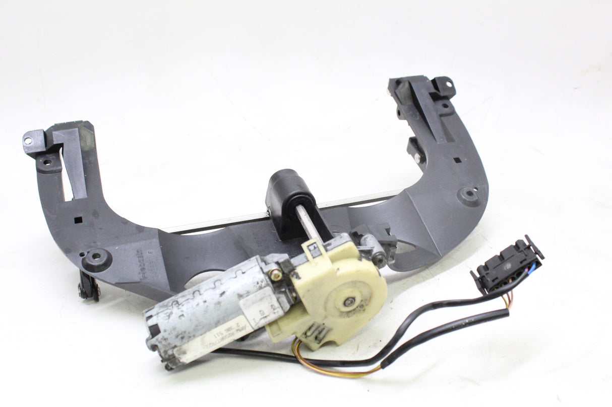 2000 BMW R1100RT OEM WINDSHIELD ADJUSTMENT MOTOR W MOUNT BRACKETS