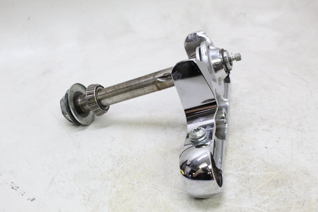2000 Harley-Davidson Softail FXSTD OEM FRONT FORKS CLAMP LOWER TRIPLE TREE STEM