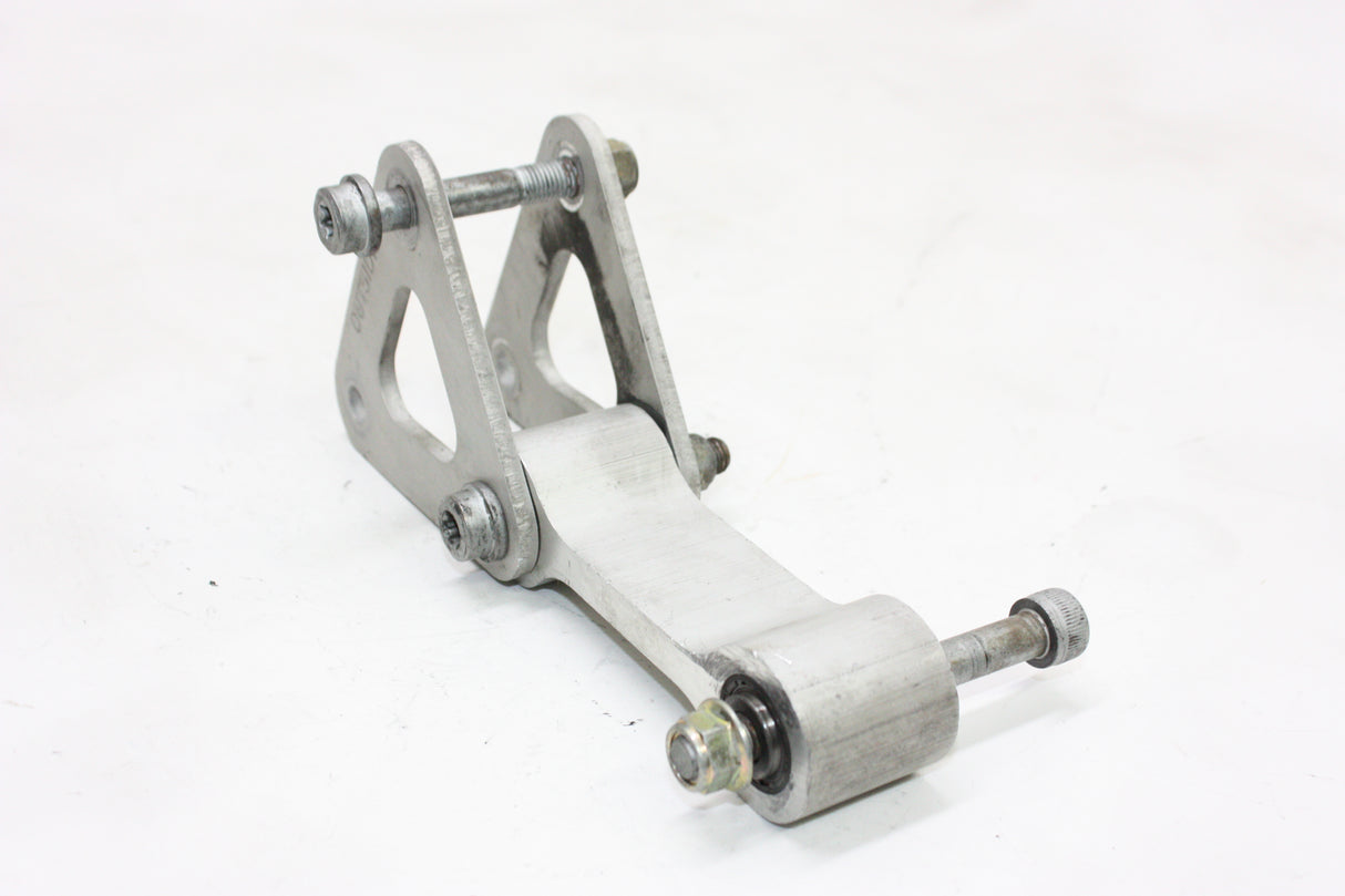 2004 Triumph Daytona 600 OEM REAR DOGBONE SHOCK LINKAGE LINK