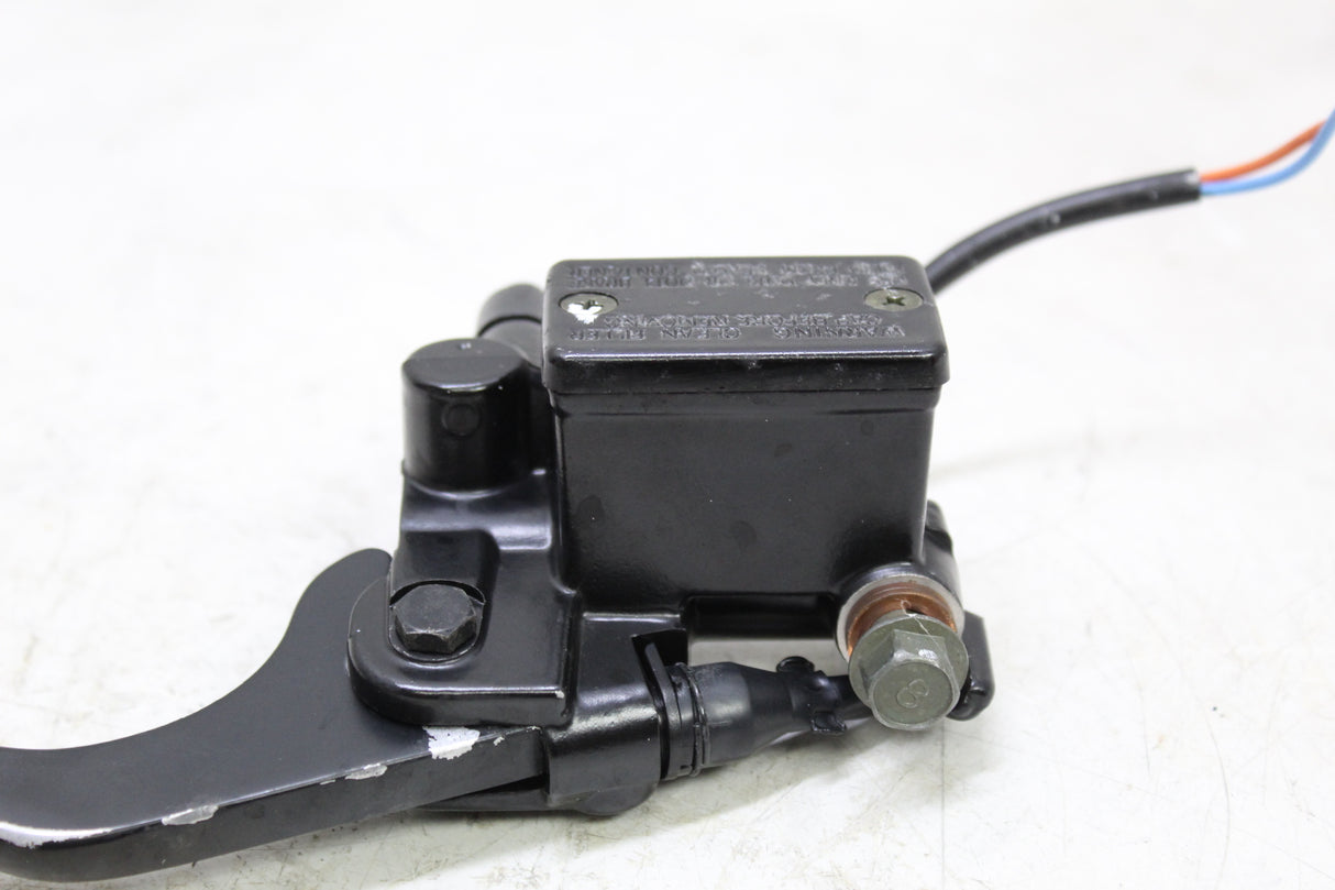 2017 Genuine Scooter Co. Buddy 125 OEM FRONT BRAKE MASTER CYLINDER W/ LEVER