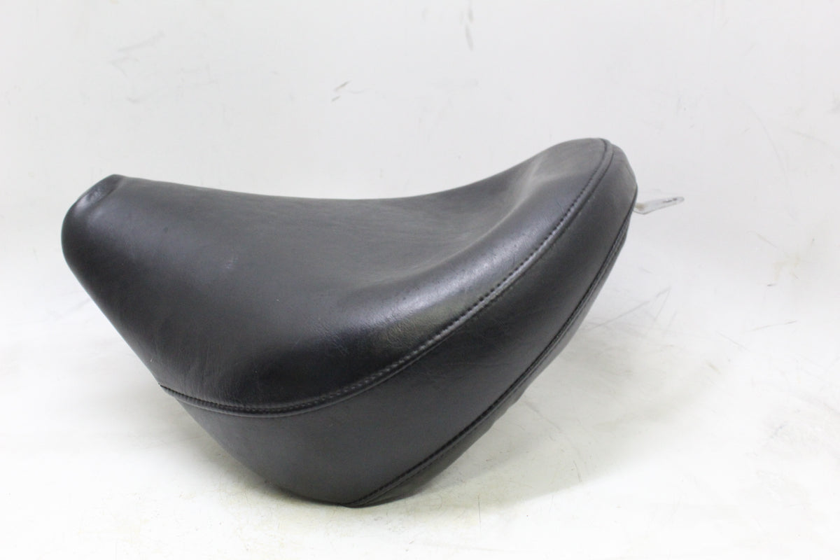2007 YAMAHA XVS650 V STAR 650 OEM FRONT RIDER DRIVER SEAT
