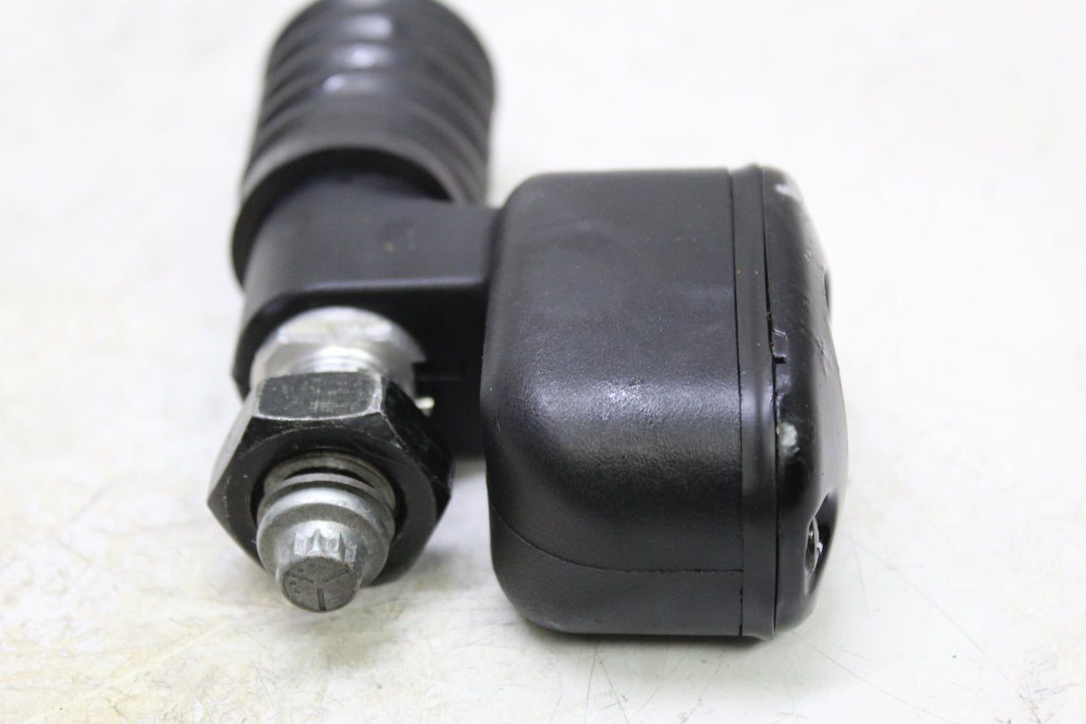 2000 Harley-Davidson Softail Deuce FXSTD OEM REAR BACK BRAKE MASTER CYLINDER