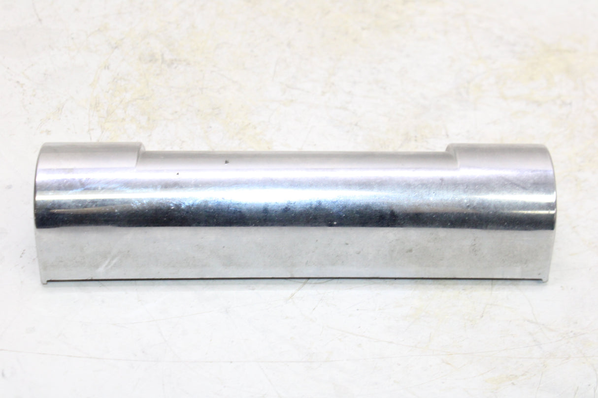 2007 Yamaha V Star 650 XVS650 OEM FRONT TURN SIGNAL BRACKET