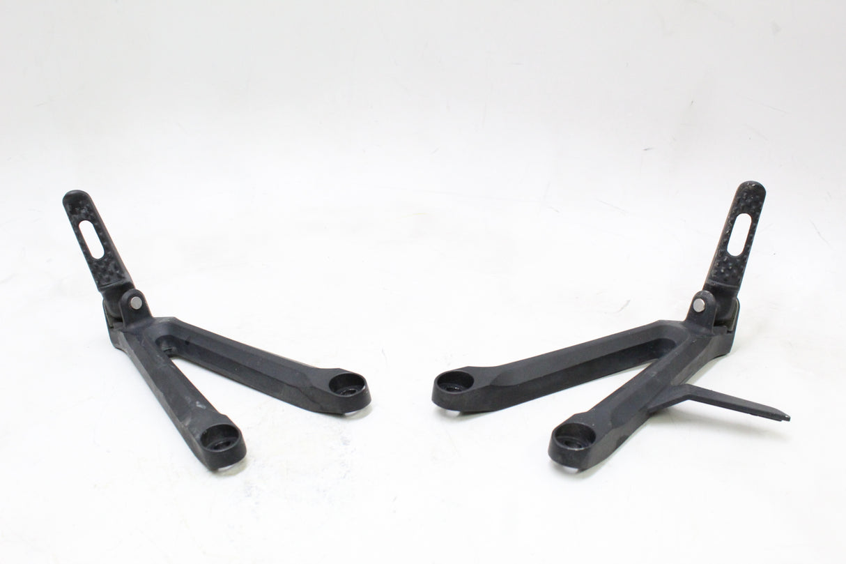 2006 Honda CBR600RR OEM REAR BACK PASSENGER PEG SET PAIR