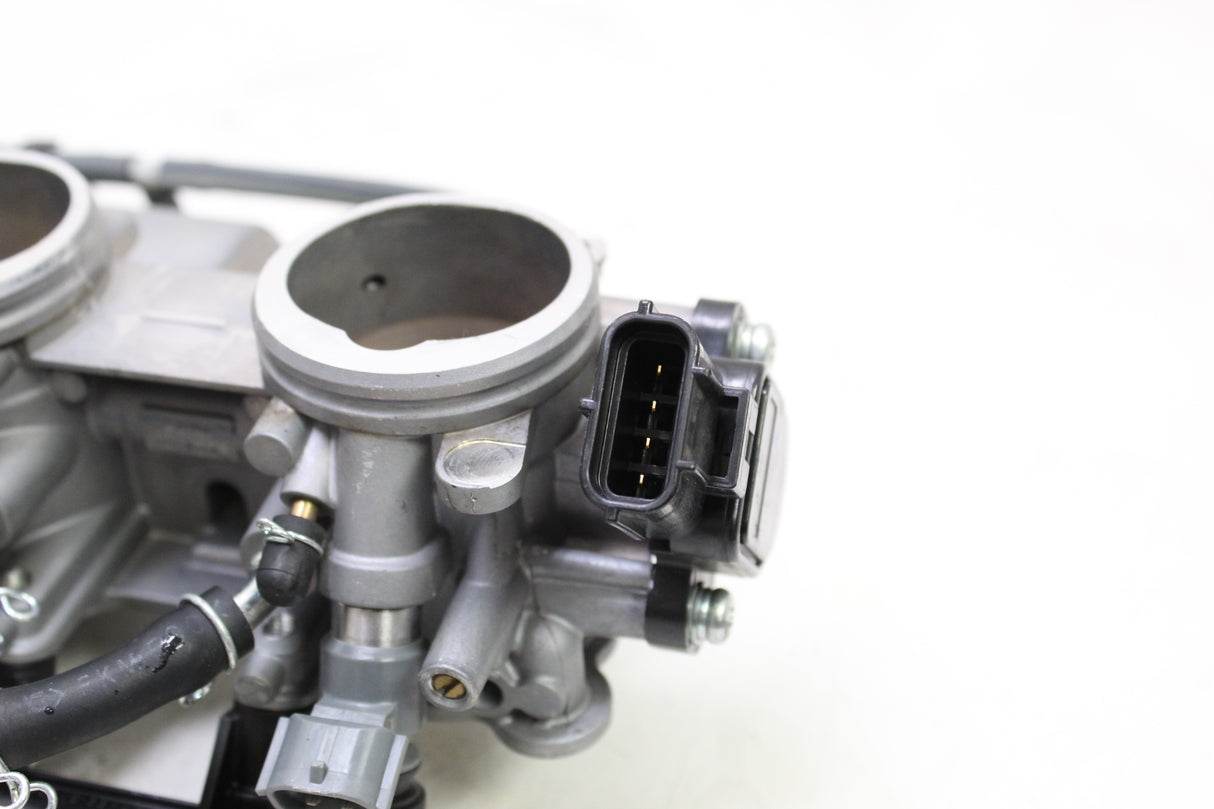 2017 Yamaha FZ10 OEM MAIN FUEL INJECTORS / THROTTLE BODIES