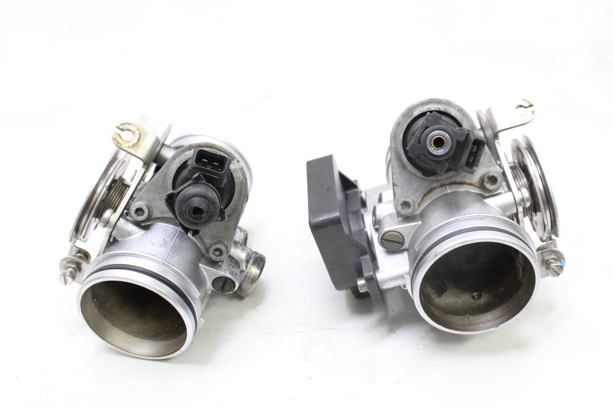 2000 BMW R1100RT OEM LEFT RIGHT THROTTLE BODY PAIR W BOSCH TPS