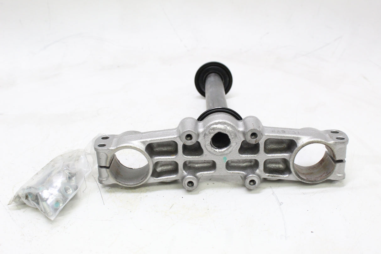 2011 KAWASAKI KLR650 OEM LOWER TRIPLE TREE STEERING STEM FORK CLAMP