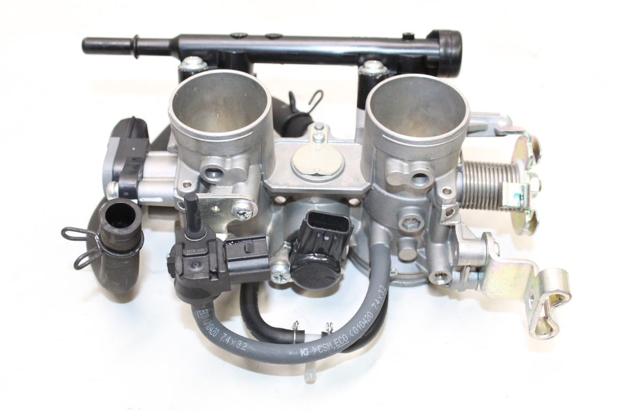 2021 Kawasaki Ninja 400 EX400 OEM MAIN FUEL INJECTORS / THROTTLE BODIES
