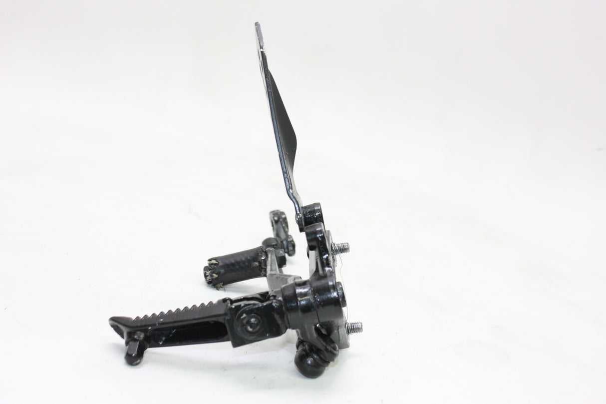 2005 Suzuki GSXR600 OEM LEFT REARSET REAR SET FOOT PEG W SHIFTER