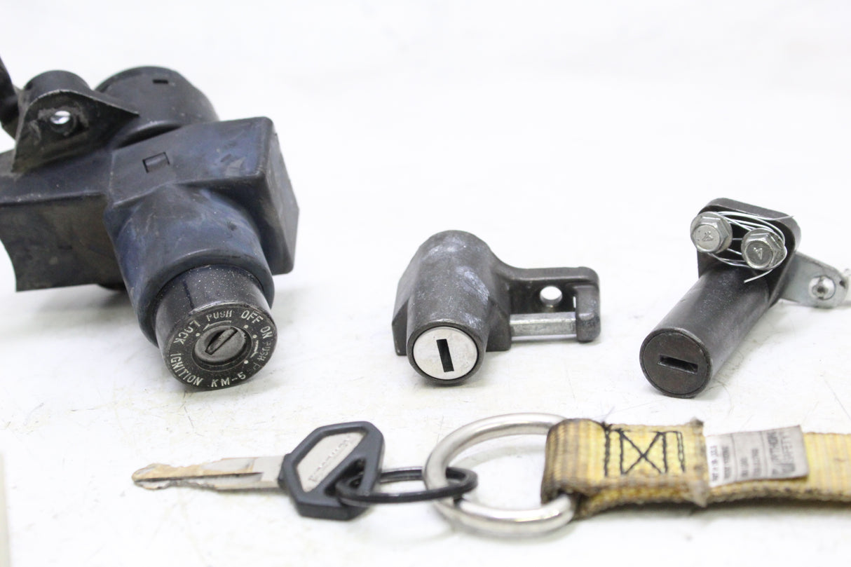 2005 KAWASAKI NINJA 250R EX250 OEM IGNITION SWITCH LOCK SET W KEY