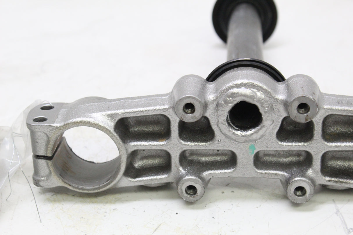 2011 KAWASAKI KLR650 OEM LOWER TRIPLE TREE STEERING STEM FORK CLAMP