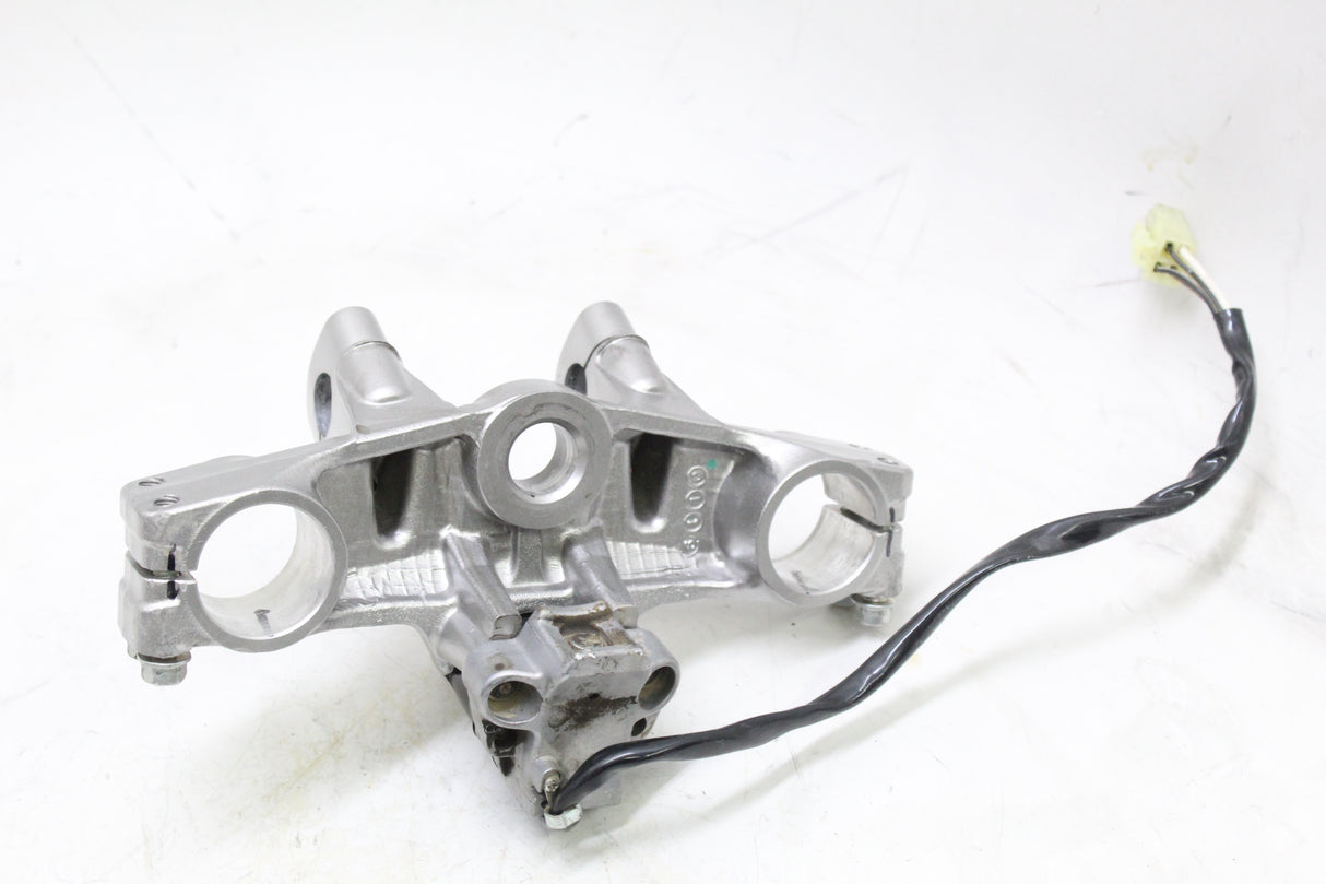2011 KAWASAKI KLR650 OEM LOCK SET W KEY GAS CAP HELMET LOCK UPPER TRIPLE TREE