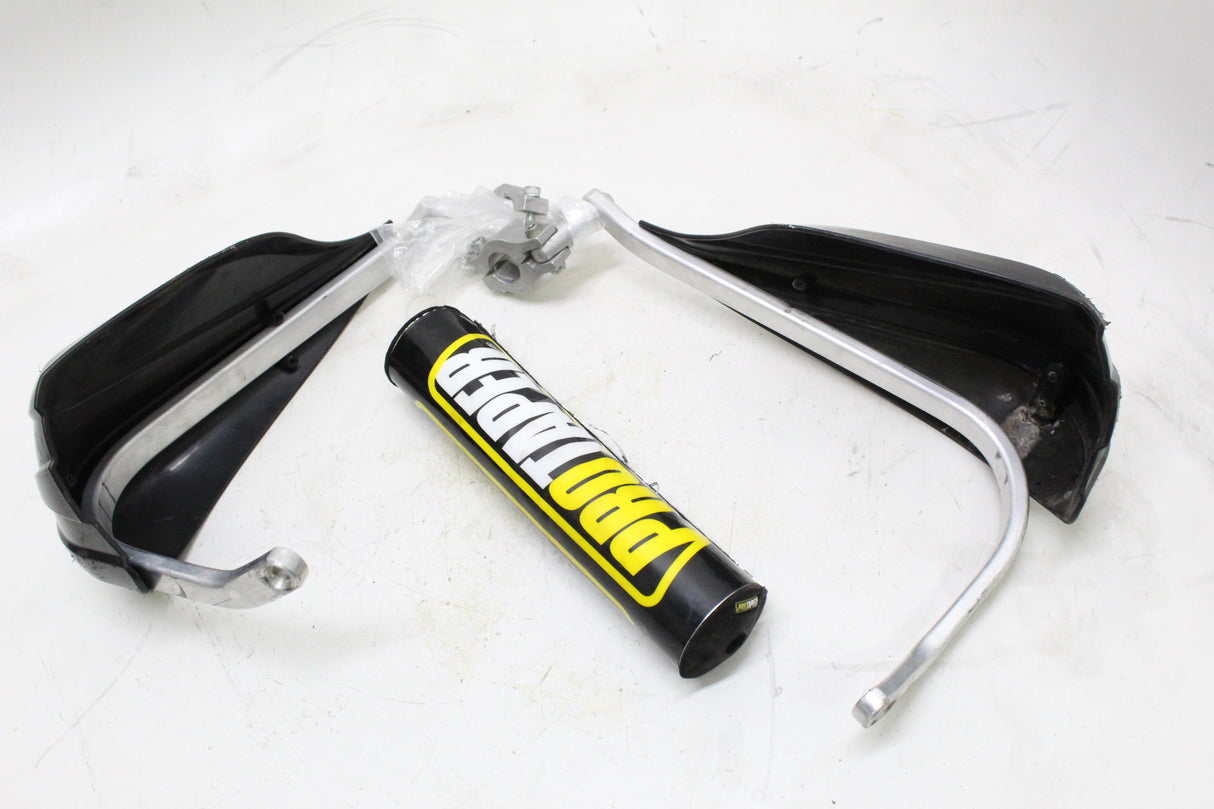 2011 KAWASAKI KLR650 BARKBUSTERS HAND GUARDS W PROTAPER BAR PAD